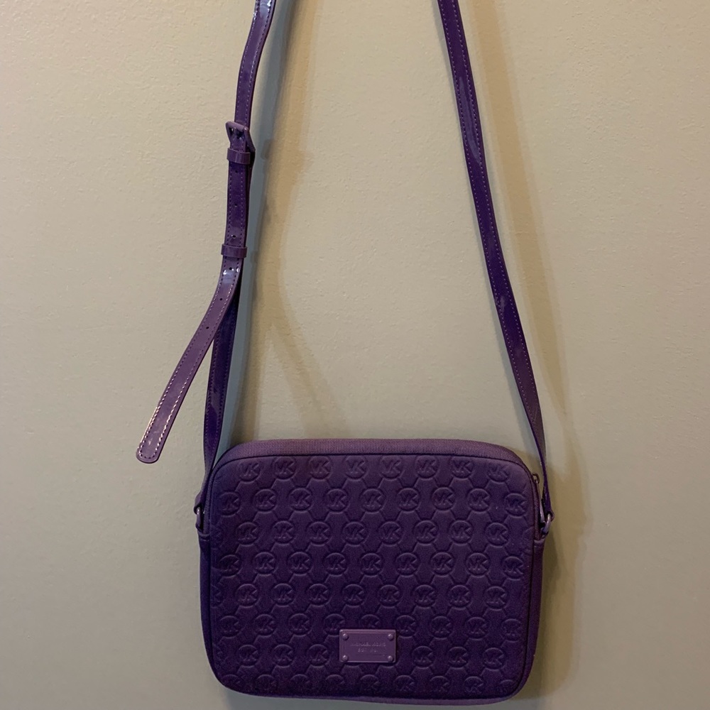 Michael Kors Tablet/iPad Crossbody